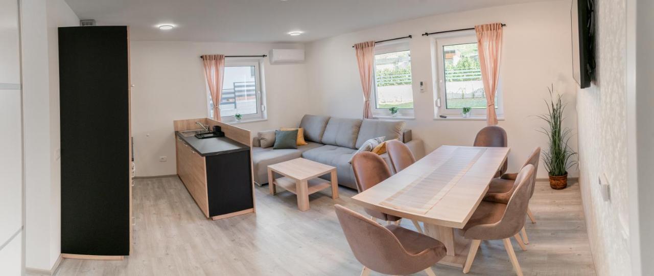 Prima Countryside Apartments Zirovnica Exterior photo